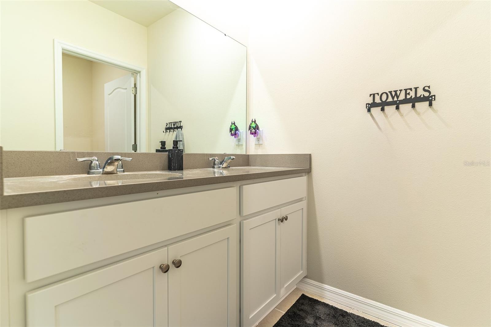 Image 22 of 42 For 1328 Daisy Field Drive