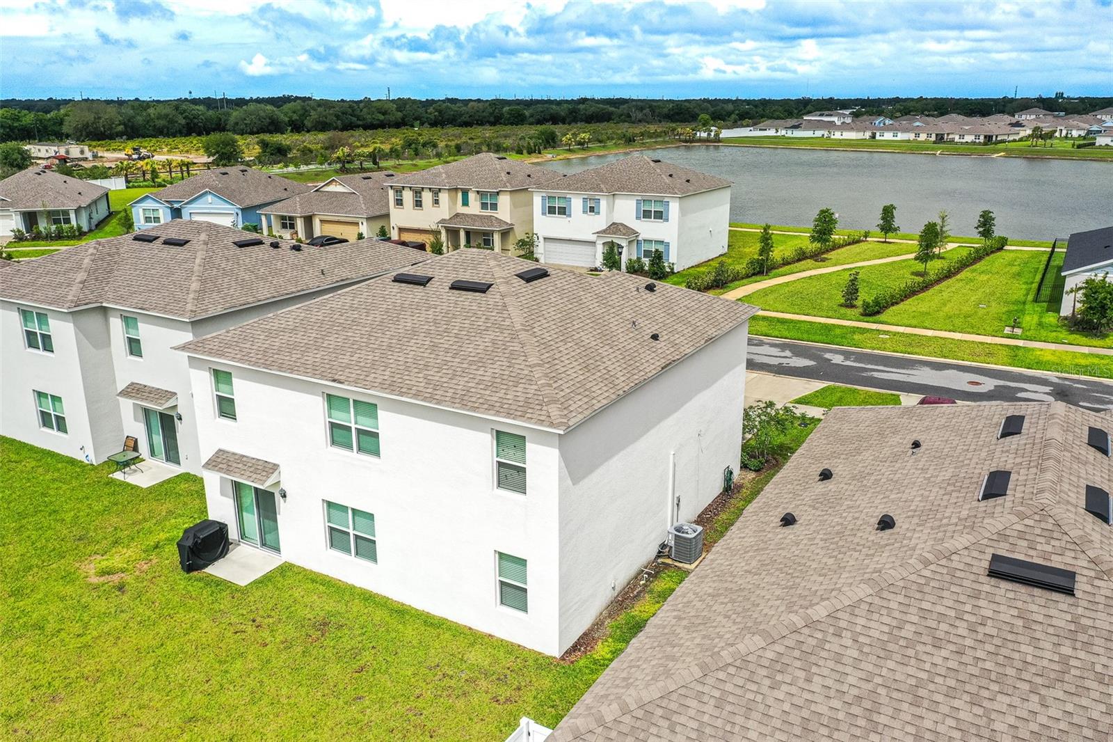 Image 37 of 42 For 1328 Daisy Field Drive