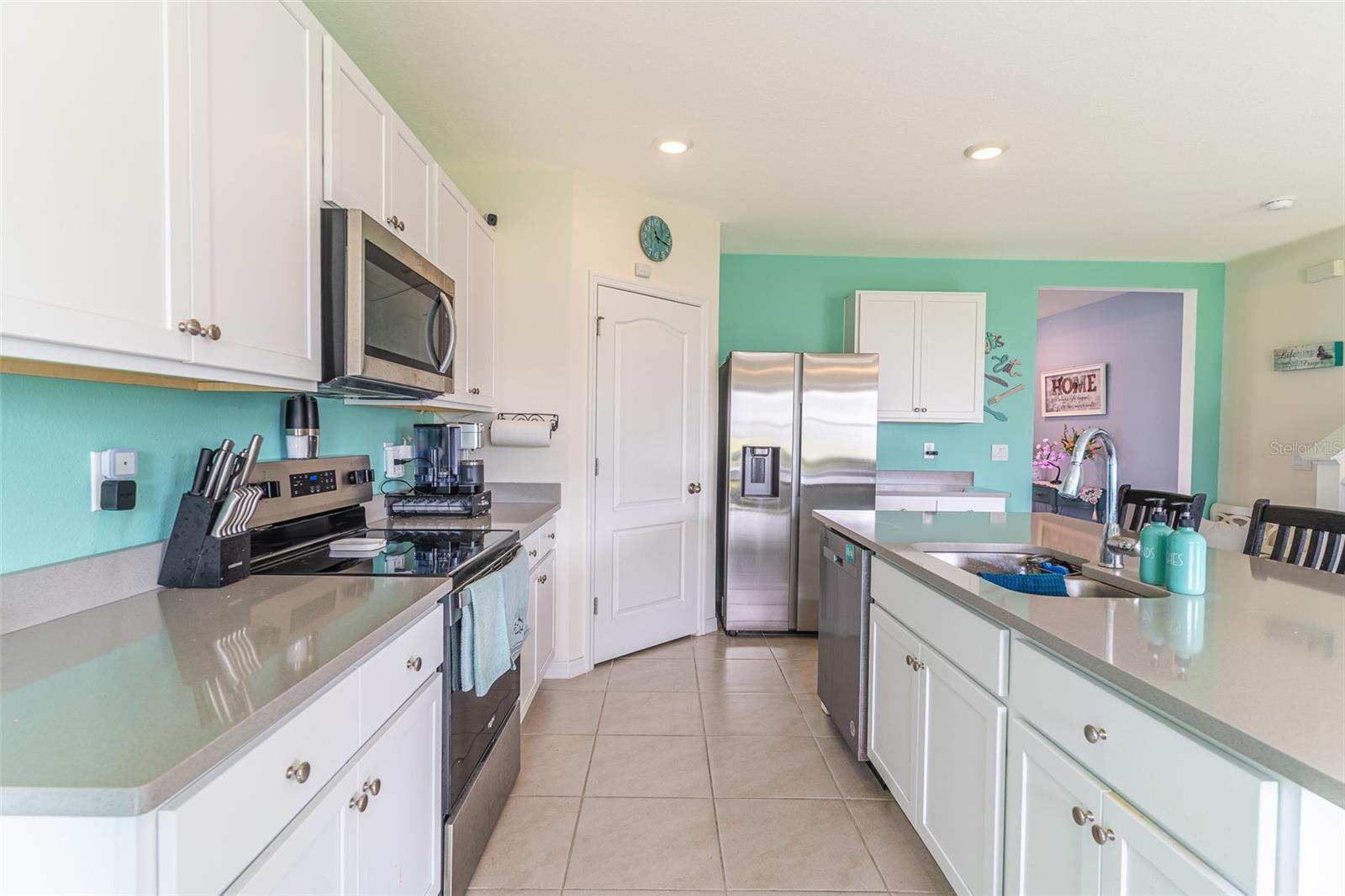 Image 8 of 42 For 1328 Daisy Field Drive