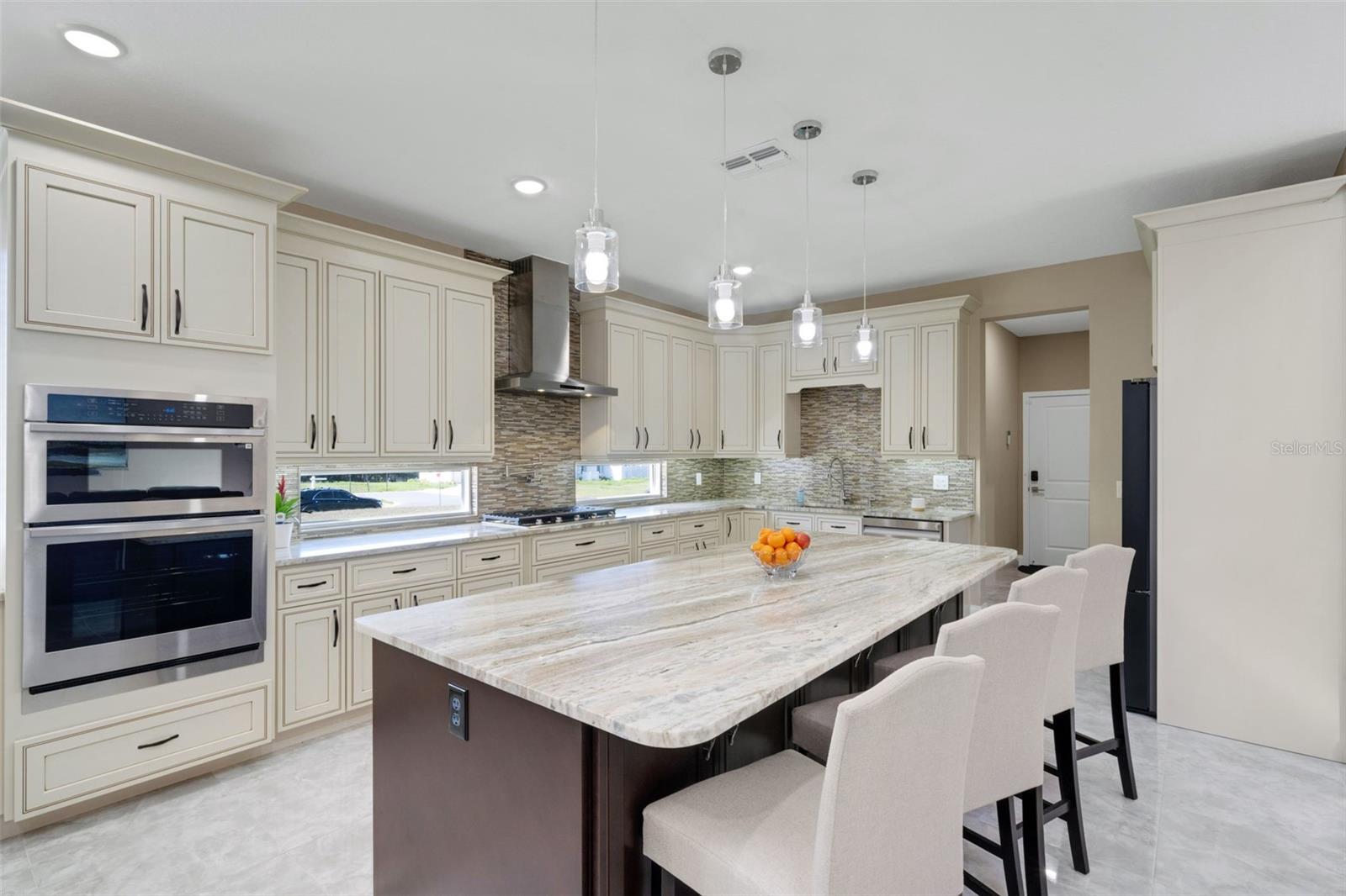 Image 19 of 66 For 545 Gandhi Drive