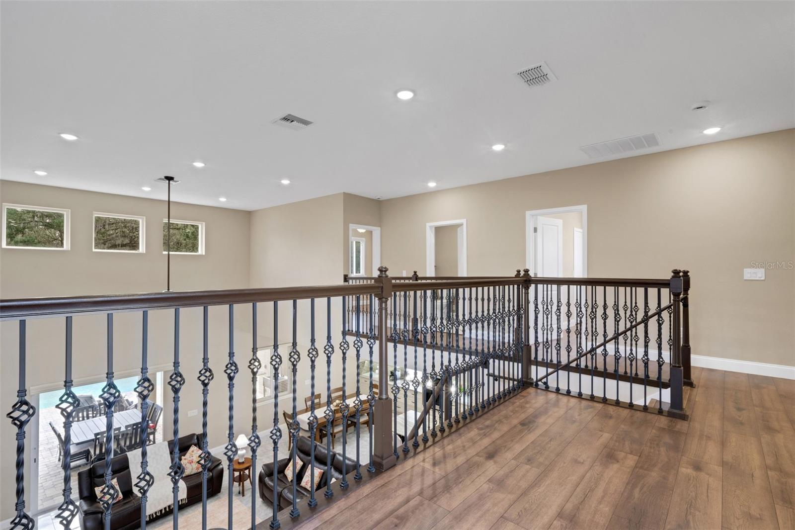 Image 36 of 66 For 545 Gandhi Drive