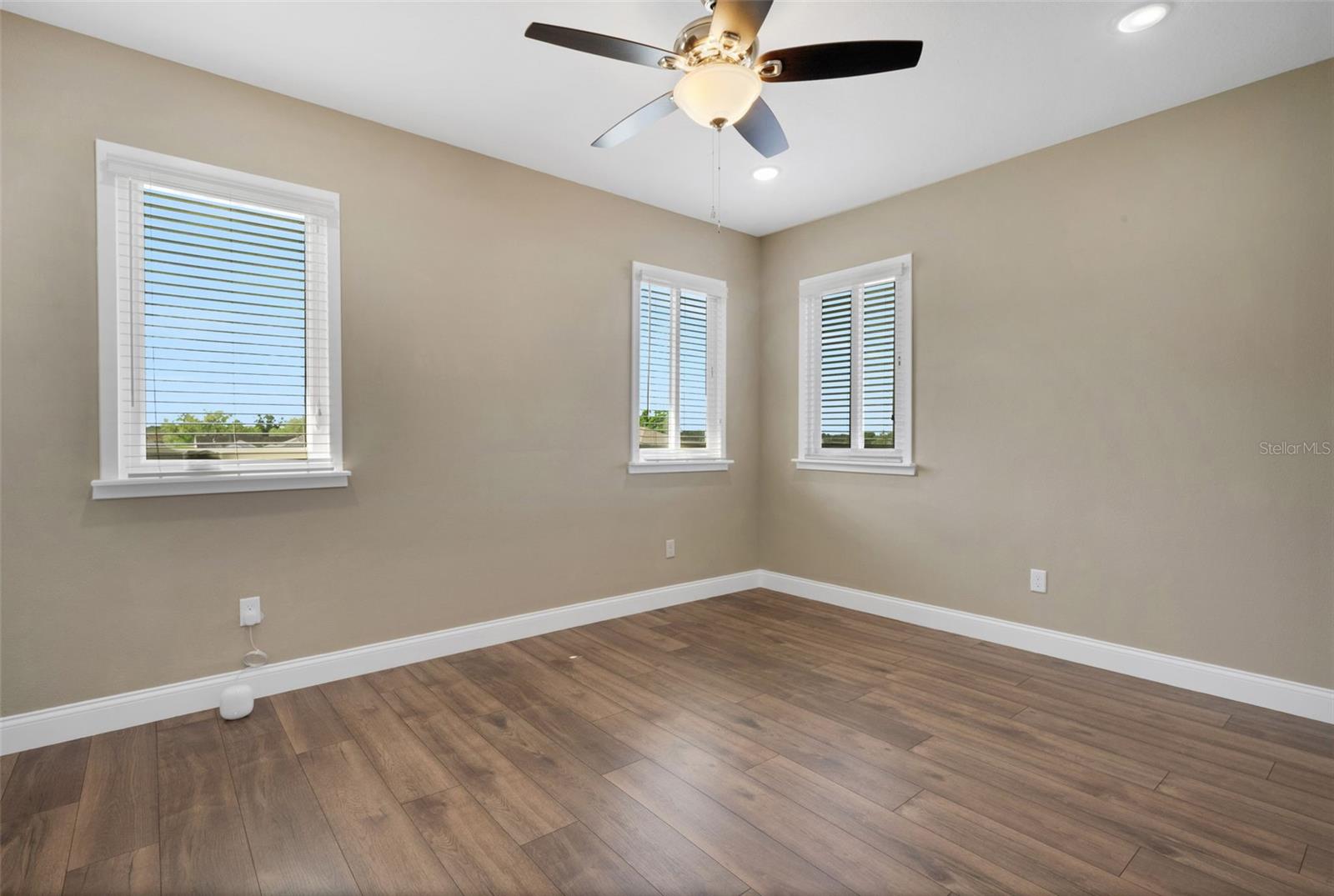 Image 42 of 66 For 545 Gandhi Drive