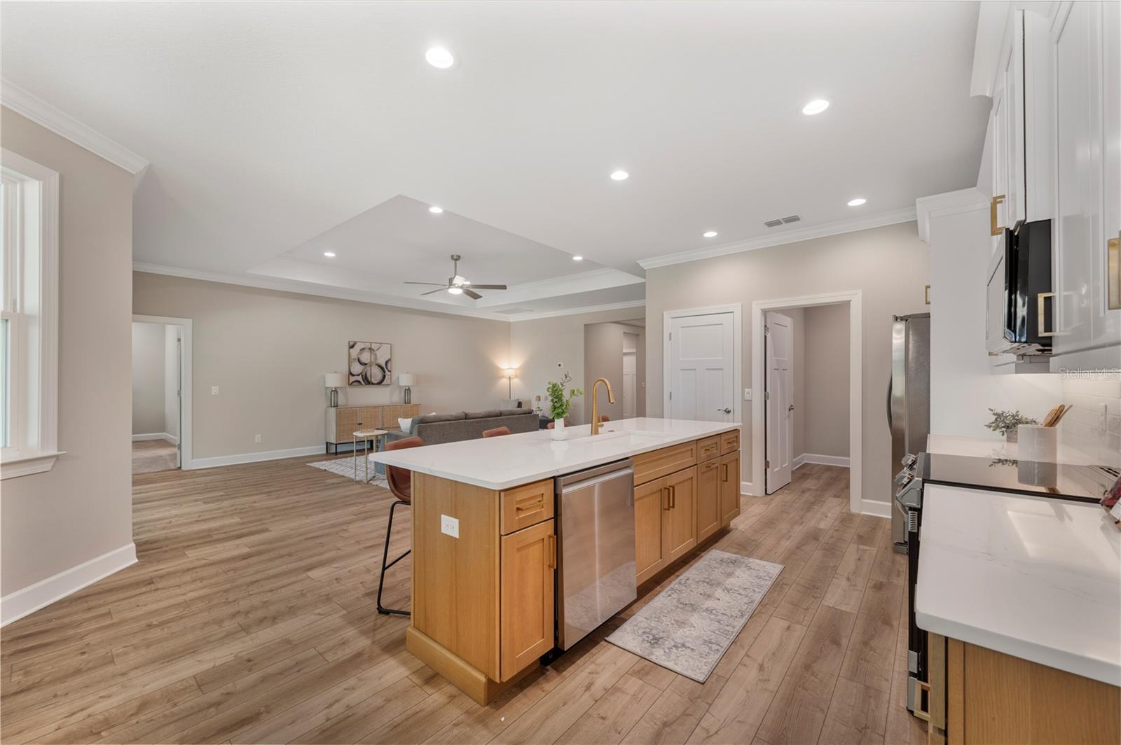 Image 16 of 53 For 4537 Fairway Oaks Drive