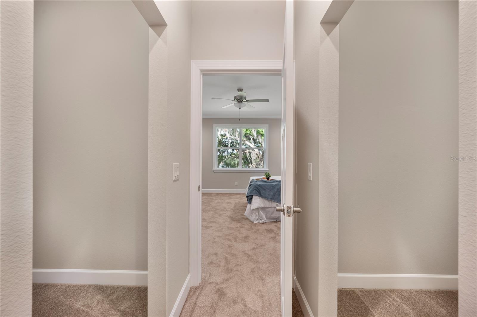 Image 23 of 53 For 4537 Fairway Oaks Drive