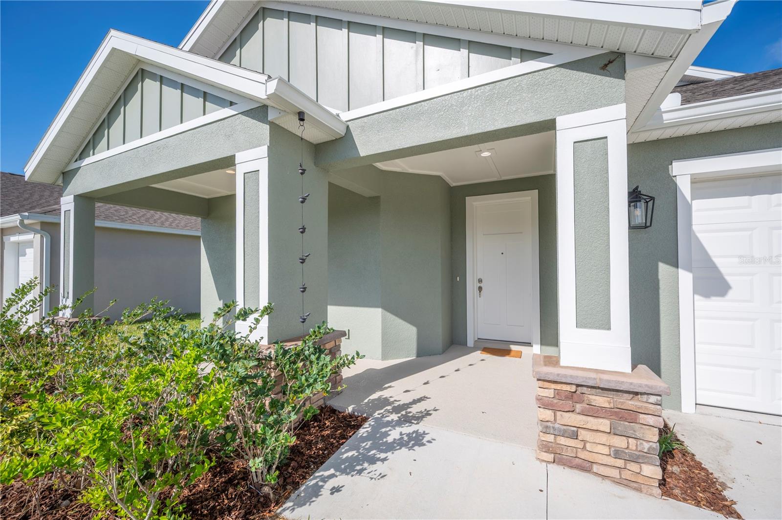 Image 3 of 53 For 4537 Fairway Oaks Drive