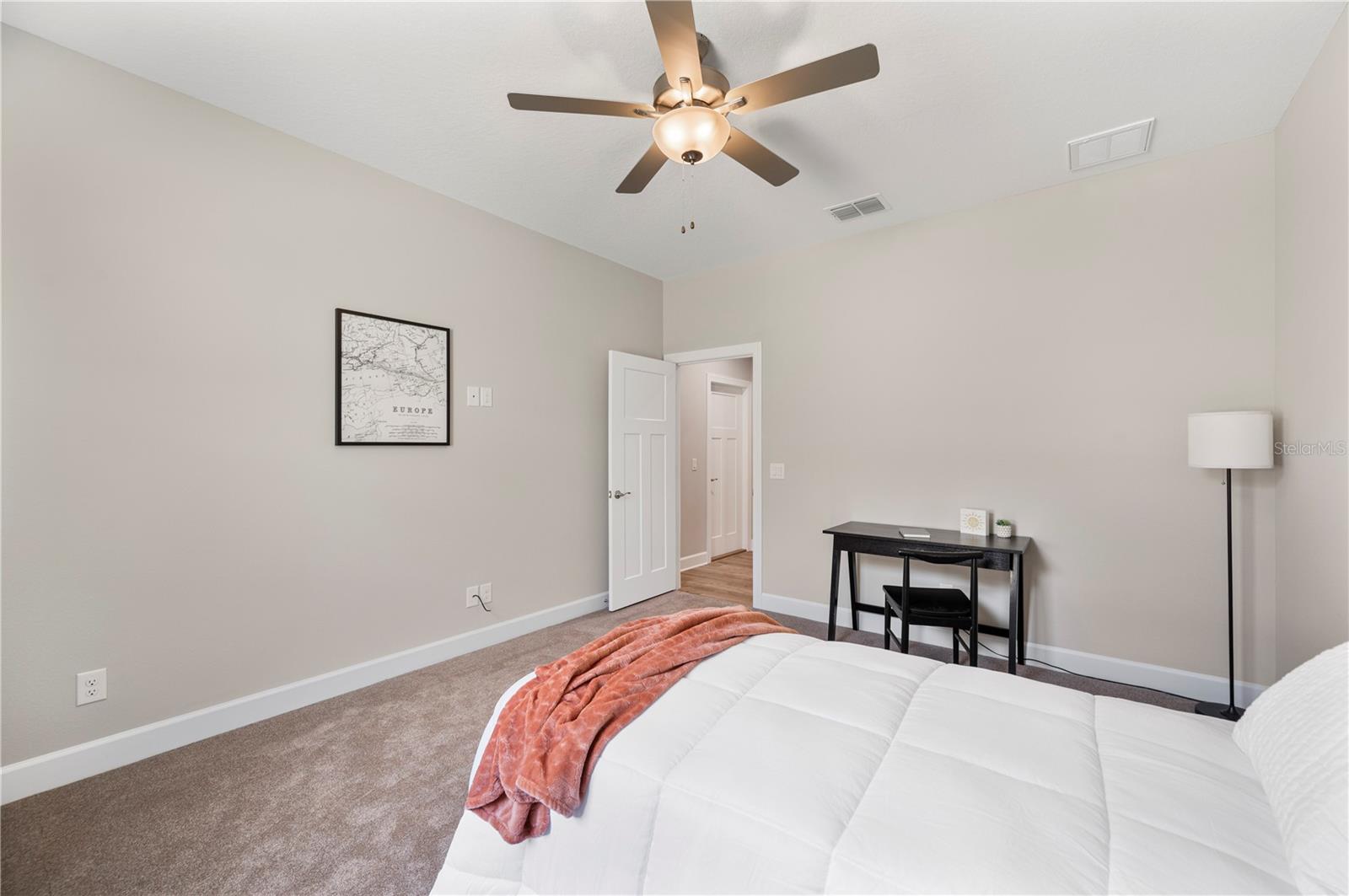 Image 36 of 53 For 4537 Fairway Oaks Drive