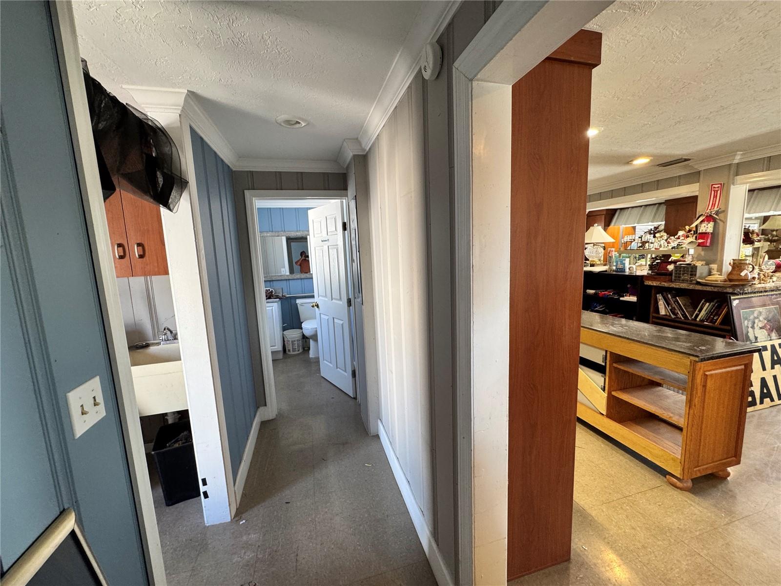 Image 12 of 15 For 2924 Kenilworth Boulevard