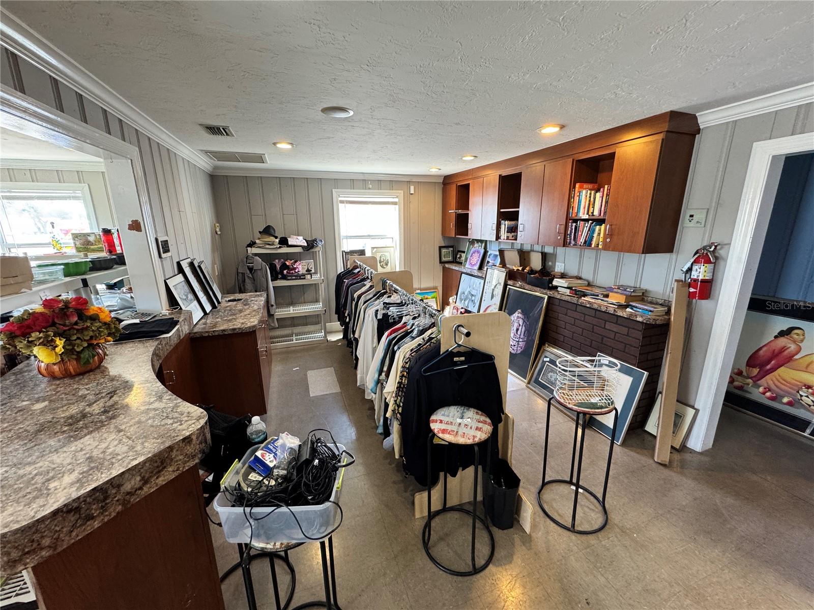 Image 4 of 15 For 2924 Kenilworth Boulevard