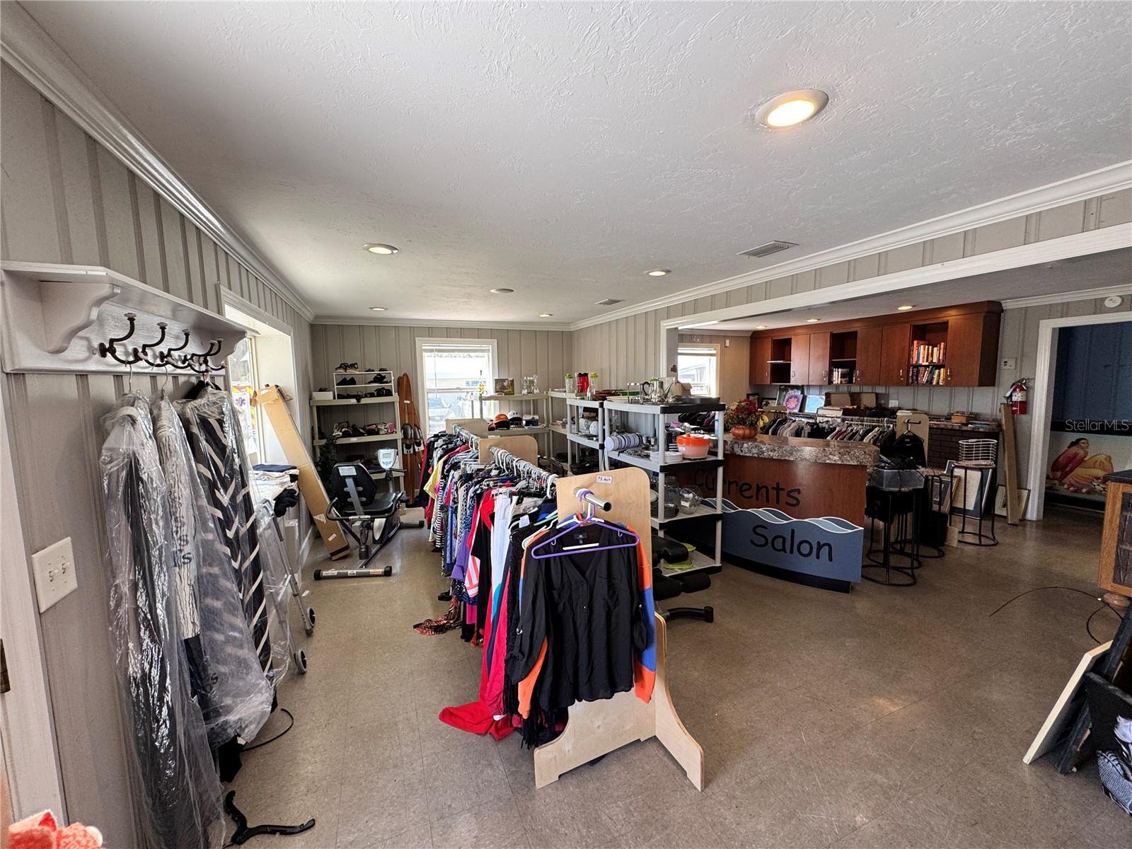 Image 6 of 15 For 2924 Kenilworth Boulevard