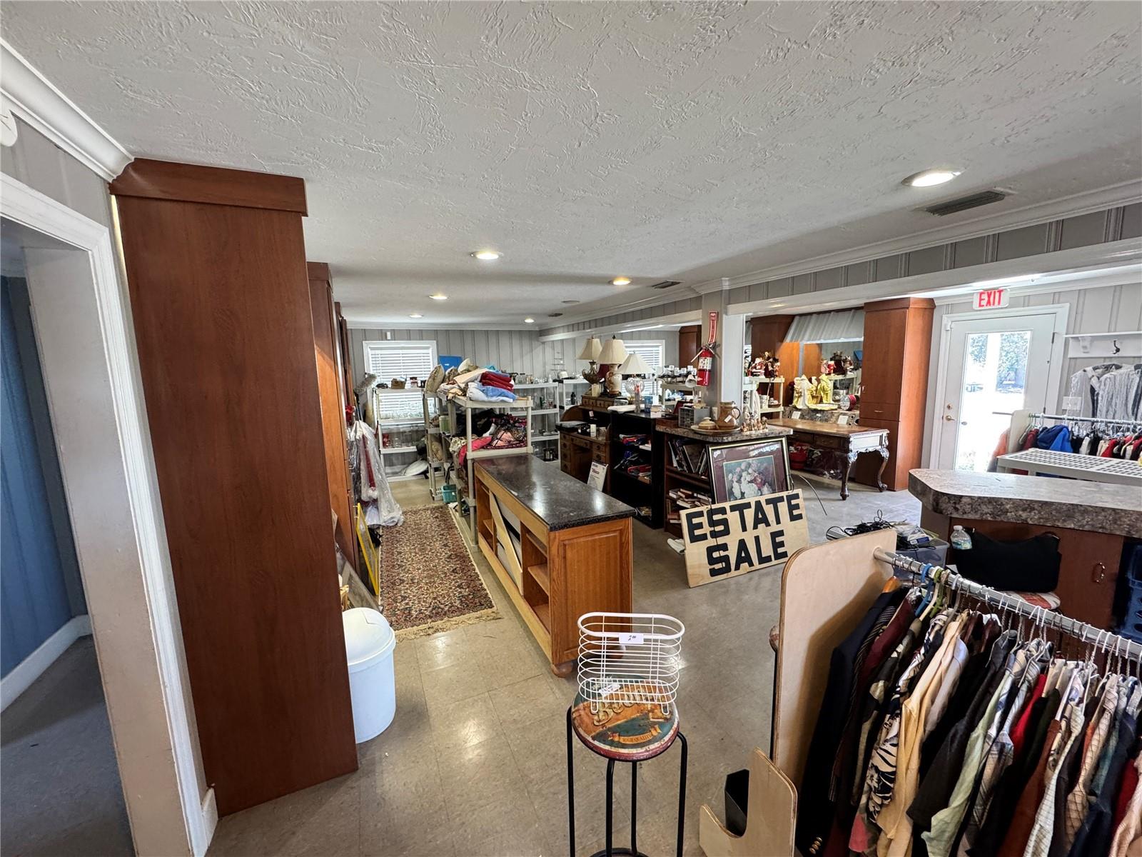 Image 9 of 15 For 2924 Kenilworth Boulevard