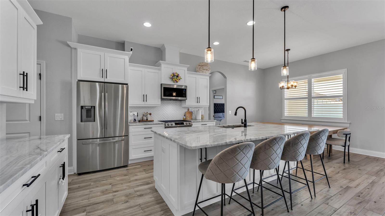 Image 11 of 52 For 7013 Bentridge Drive