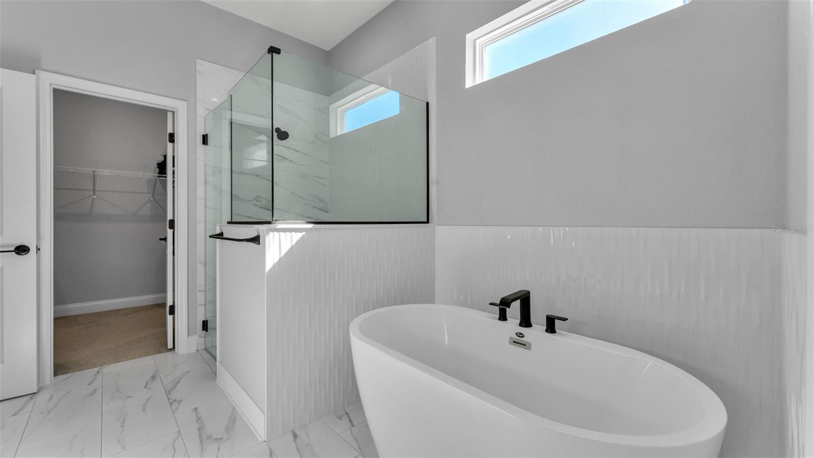 Image 20 of 52 For 7013 Bentridge Drive