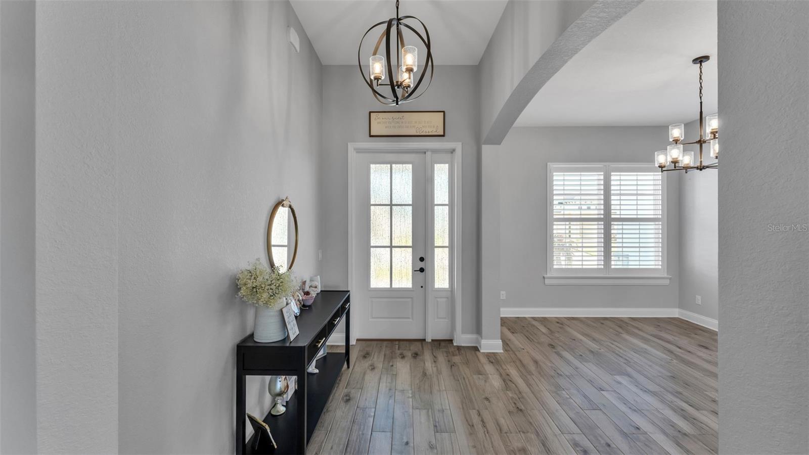 Image 26 of 52 For 7013 Bentridge Drive