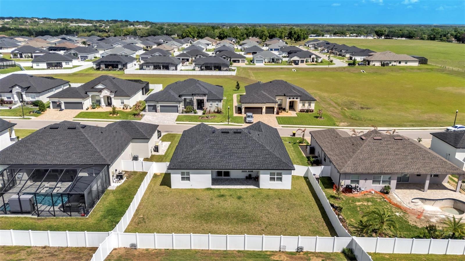 Image 43 of 52 For 7013 Bentridge Drive