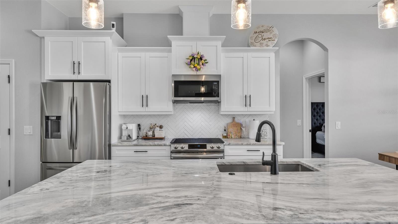 Image 9 of 52 For 7013 Bentridge Drive