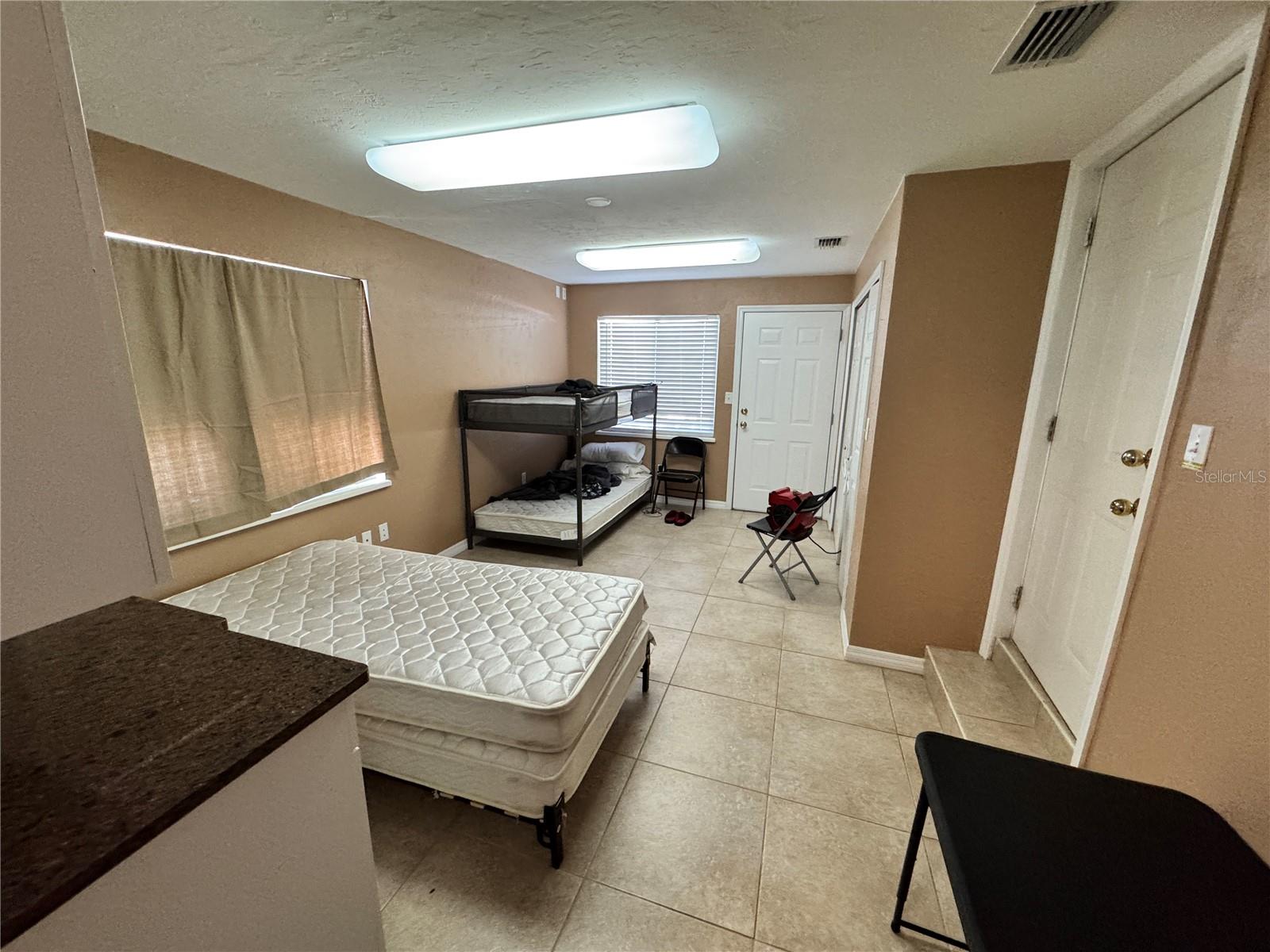 Image 10 of 16 For 2914-a Kenilworth Boulevard