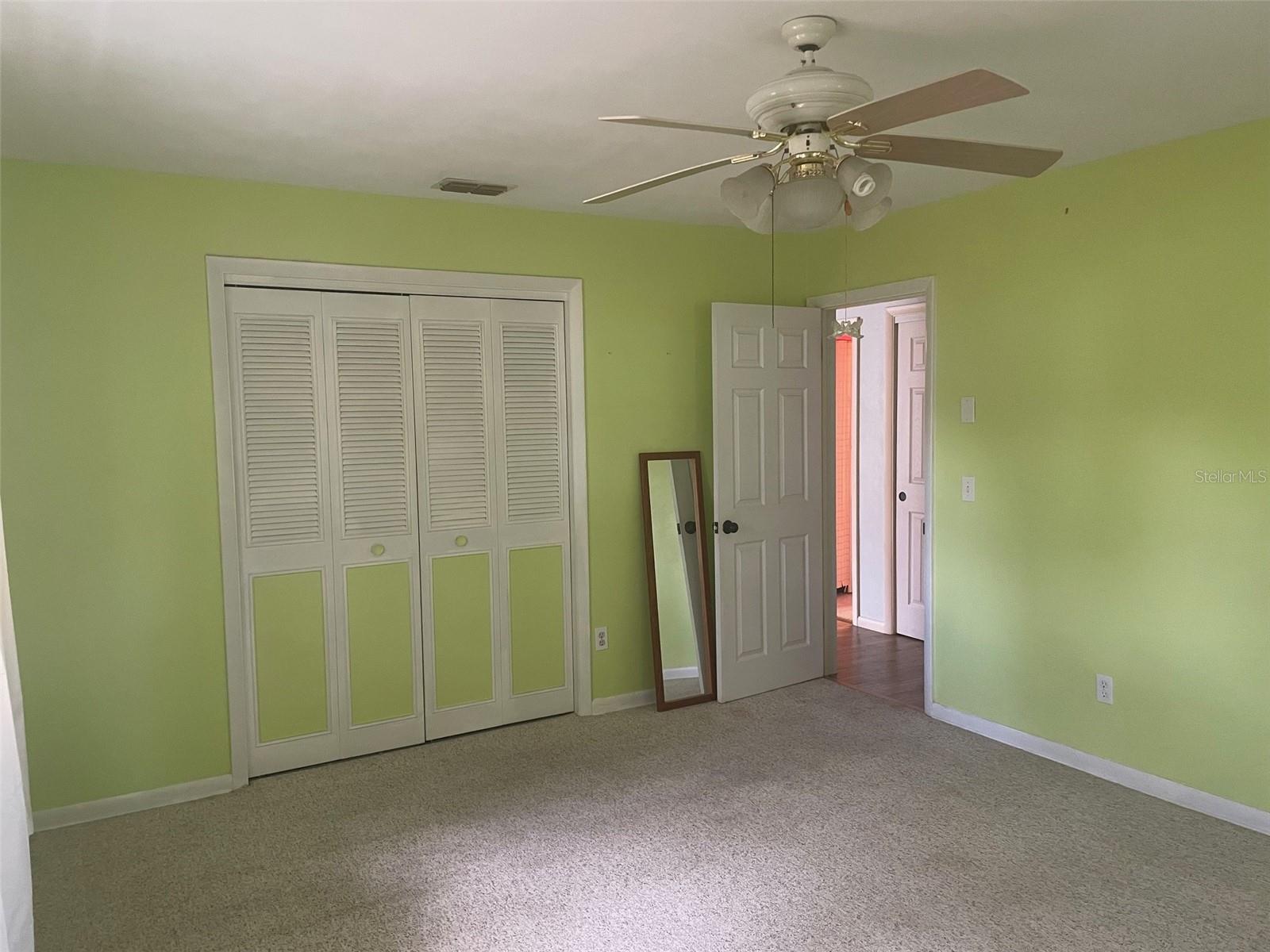 Image 15 of 33 For 260 Harbord Street