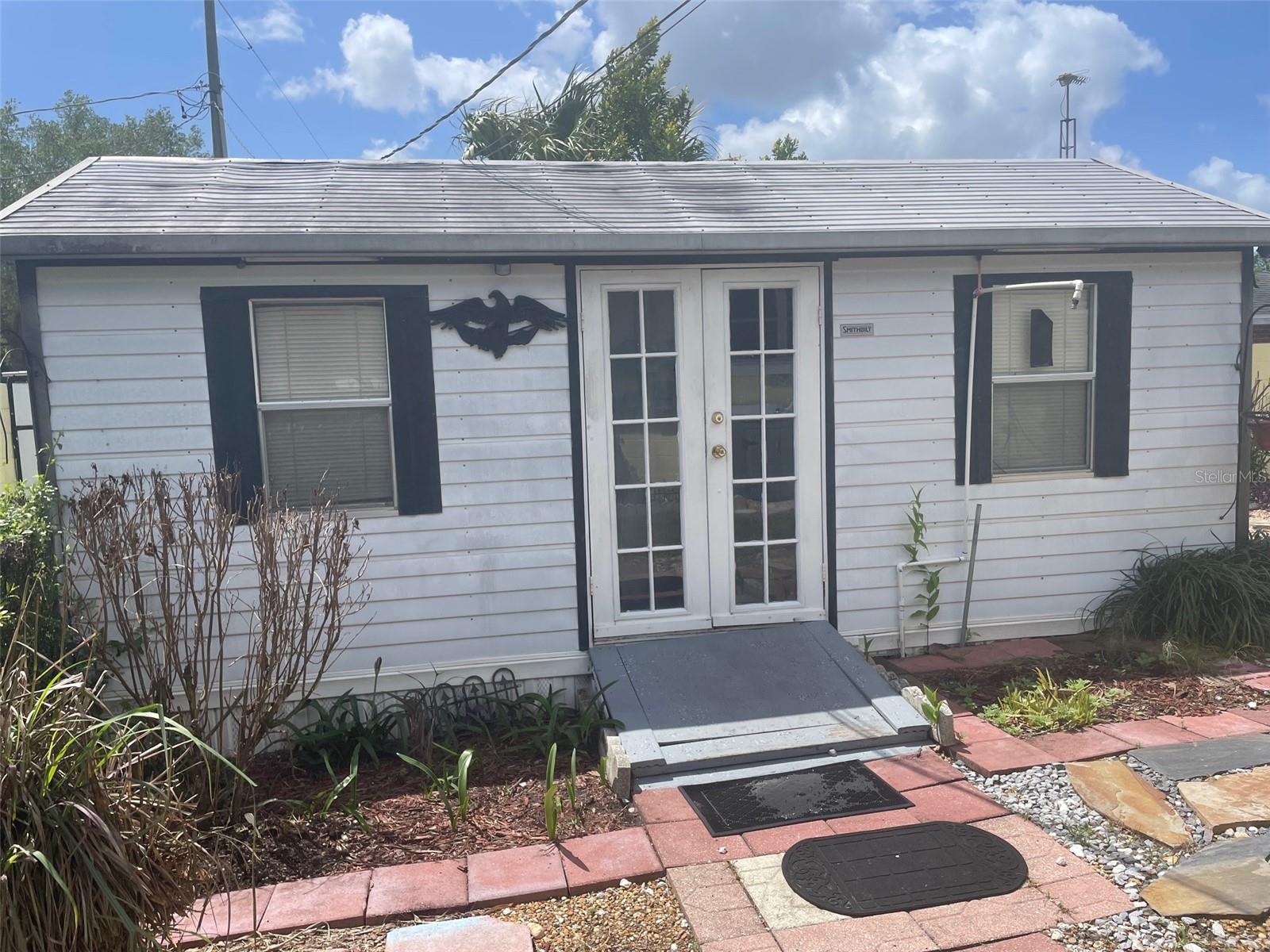 Image 22 of 33 For 260 Harbord Street