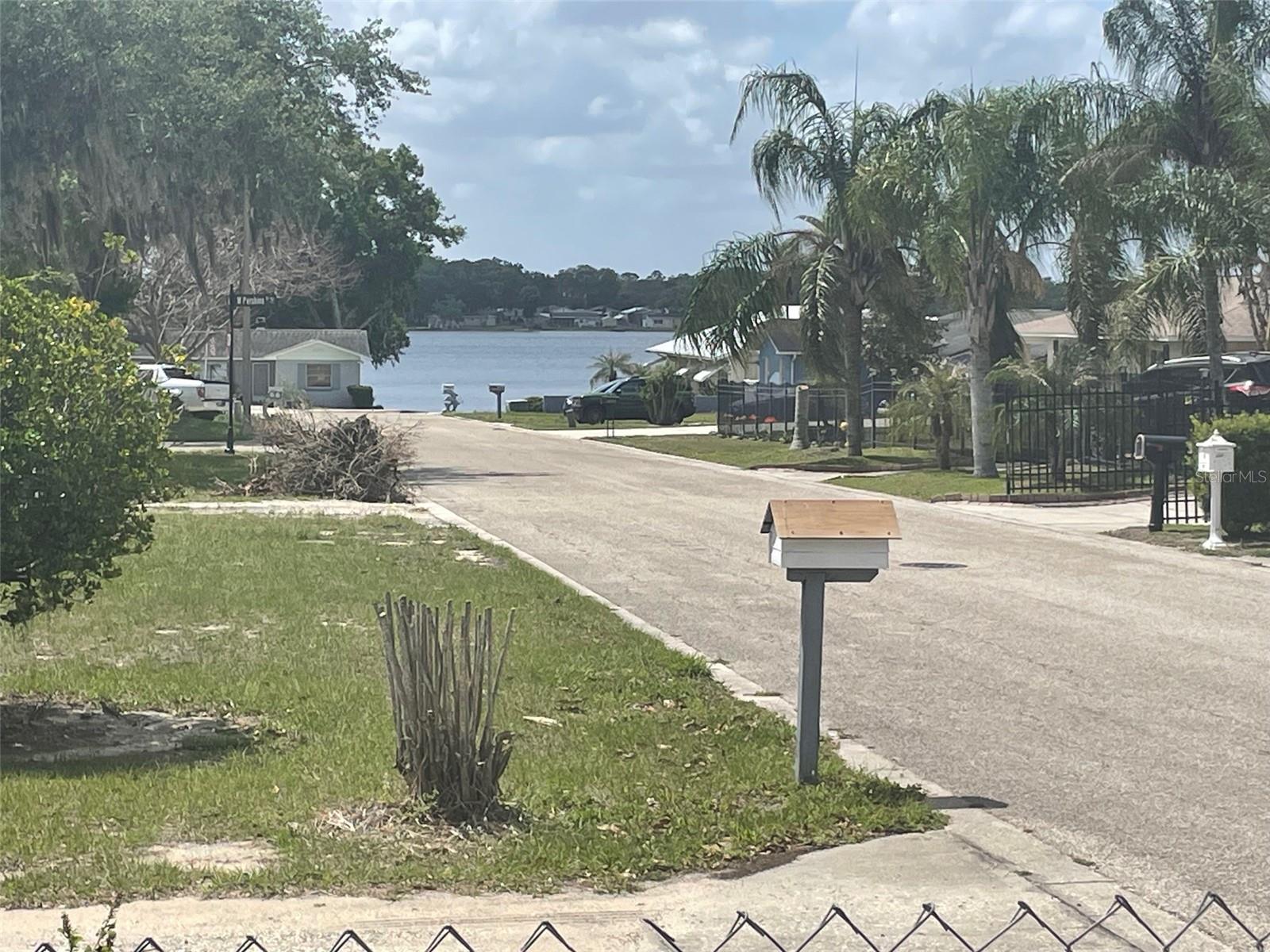 Image 26 of 33 For 260 Harbord Street