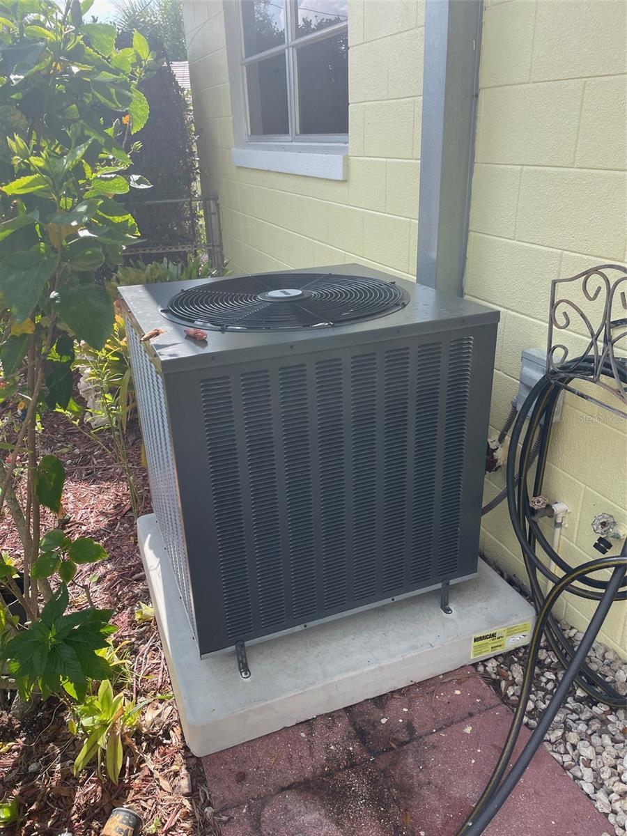 Image 33 of 33 For 260 Harbord Street