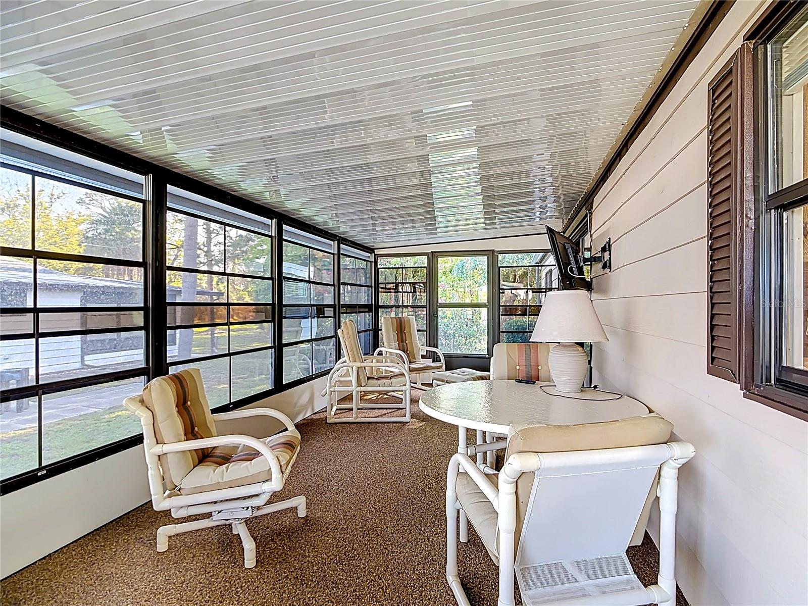 Image 5 of 49 For 6561 Chinaberry Dr Ne