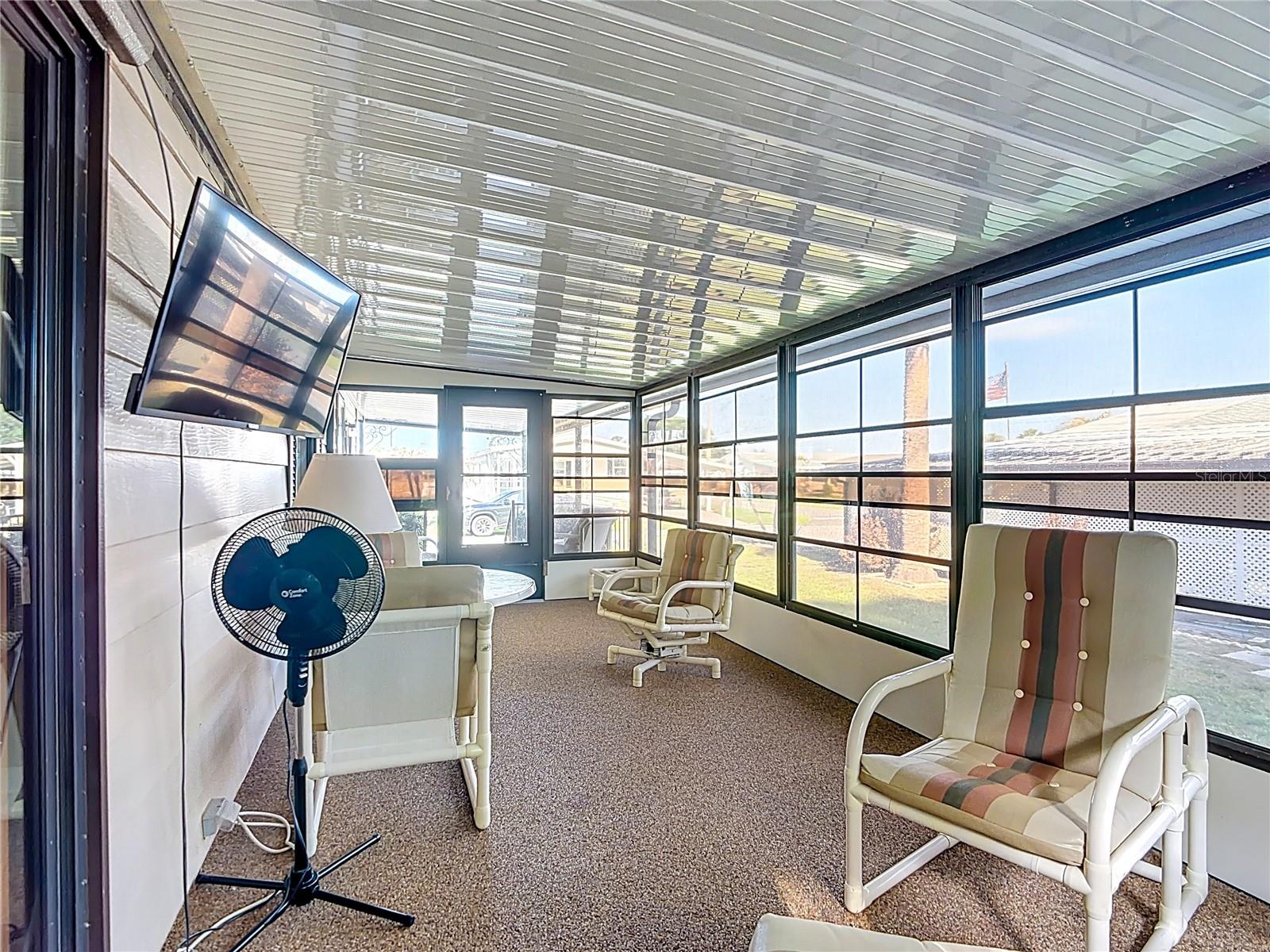 Image 7 of 49 For 6561 Chinaberry Dr Ne