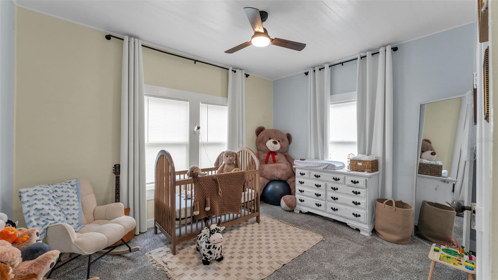 Image 10 of 33 For 495 Plumosa Street