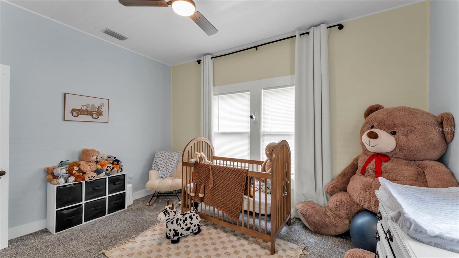 Image 11 of 33 For 495 Plumosa Street