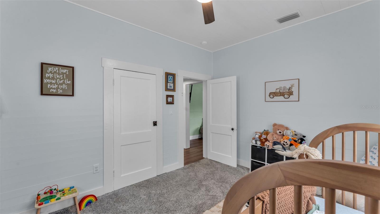 Image 12 of 33 For 495 Plumosa Street