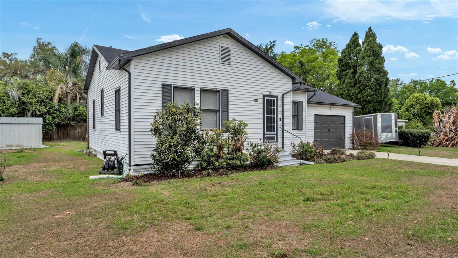 Image 2 of 33 For 495 Plumosa Street