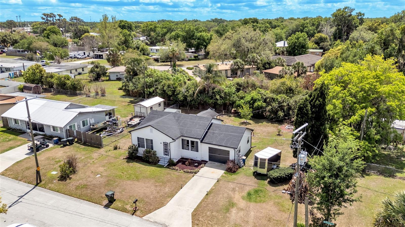 Image 31 of 33 For 495 Plumosa Street