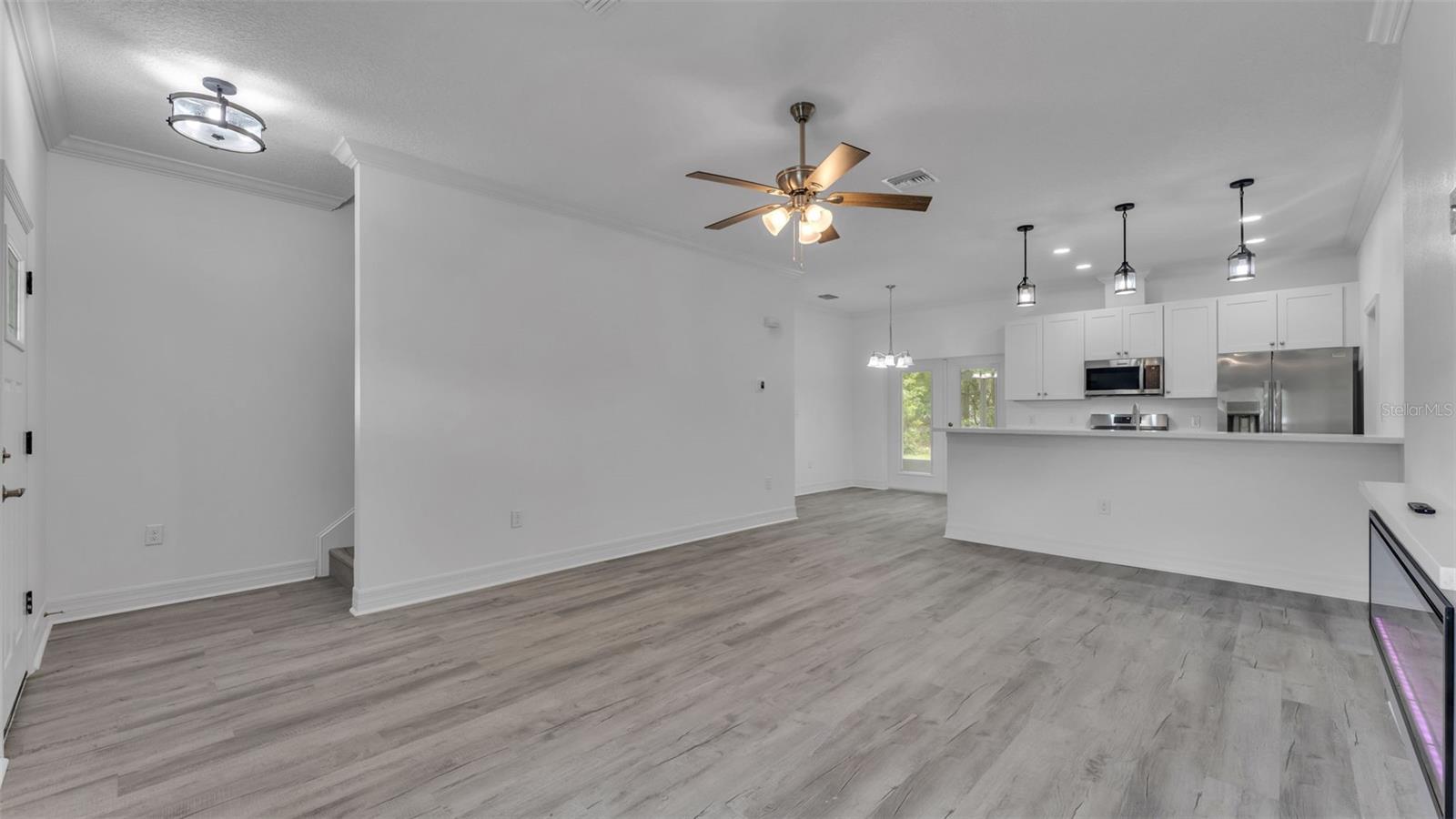 Image 10 of 35 For 1315 Frances Ave