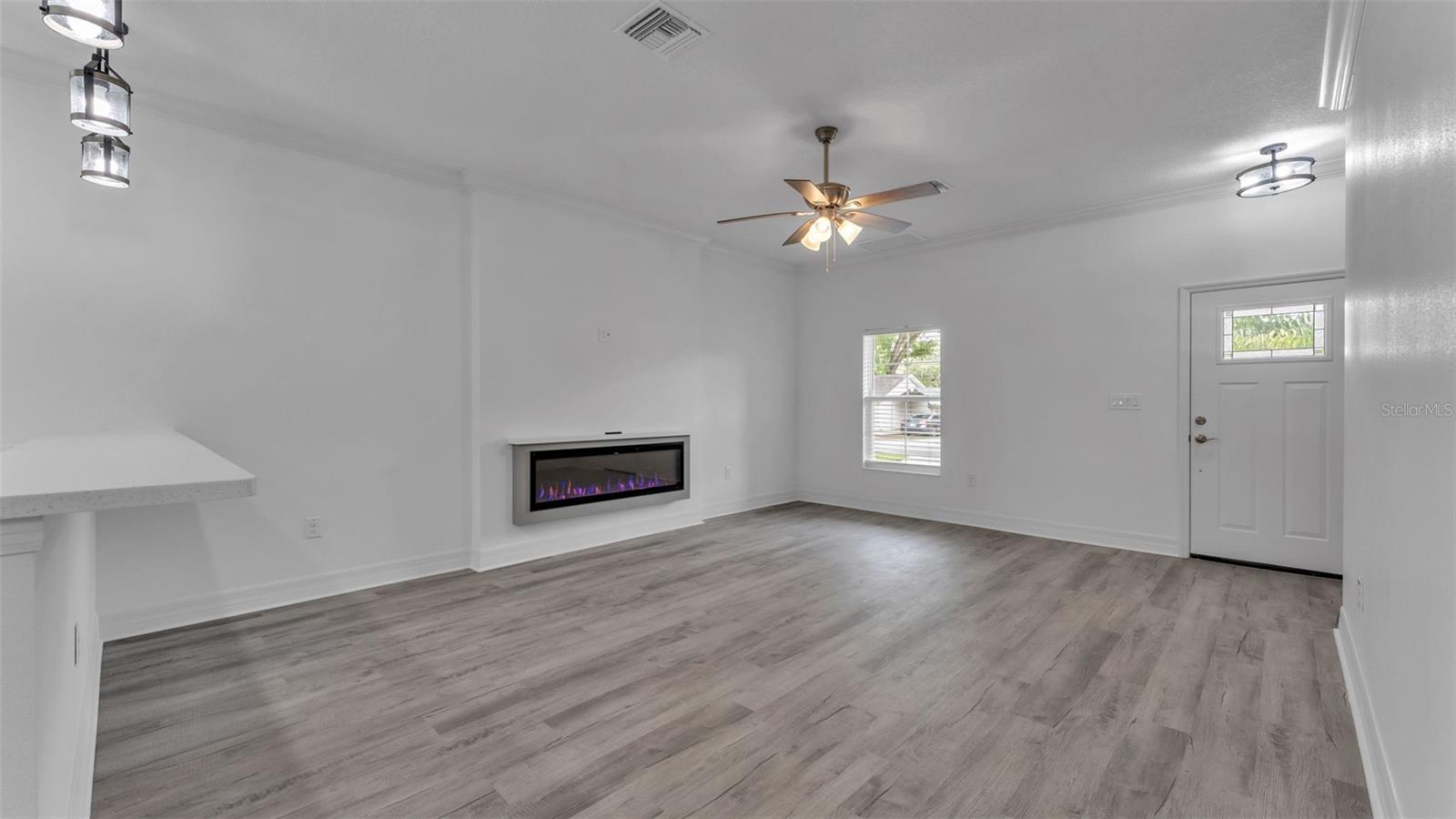 Image 11 of 35 For 1315 Frances Ave