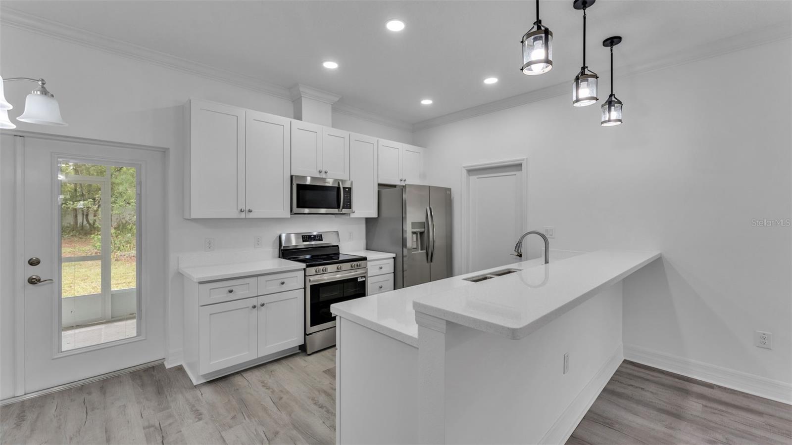 Image 12 of 35 For 1315 Frances Ave