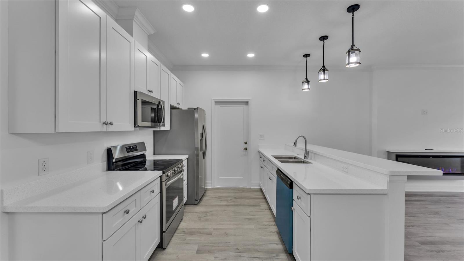 Image 13 of 35 For 1315 Frances Ave