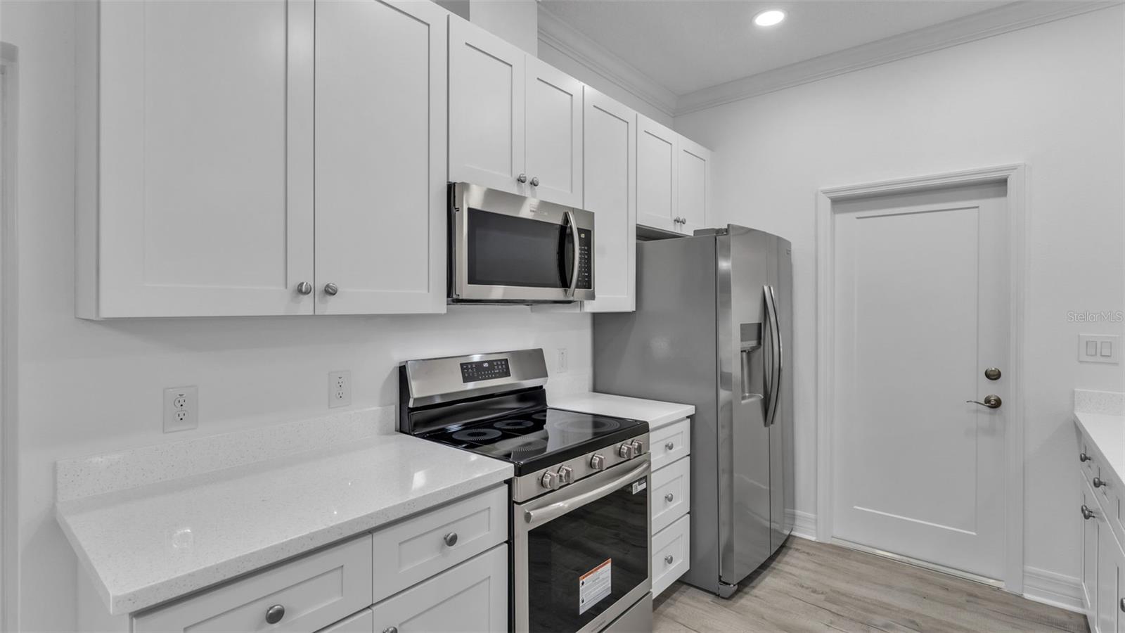 Image 15 of 35 For 1315 Frances Ave