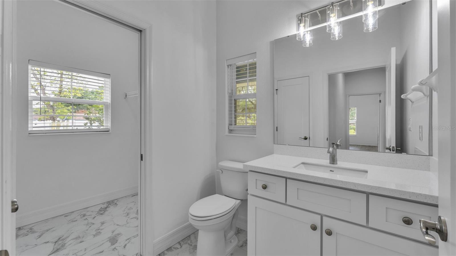 Image 18 of 35 For 1315 Frances Ave