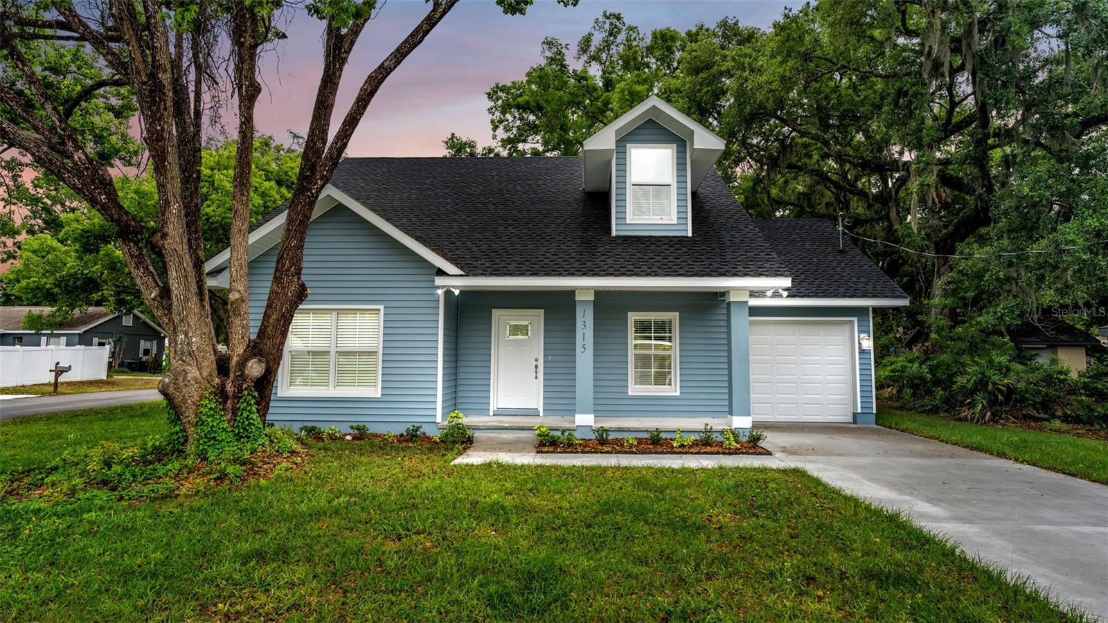 Image 2 of 35 For 1315 Frances Ave