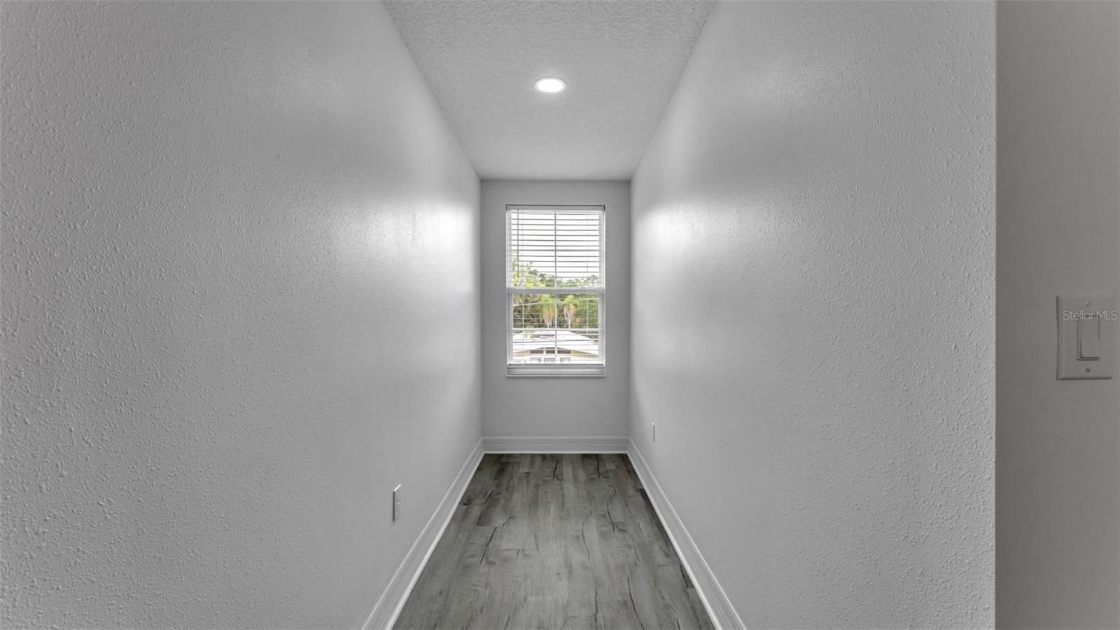 Image 31 of 35 For 1315 Frances Ave