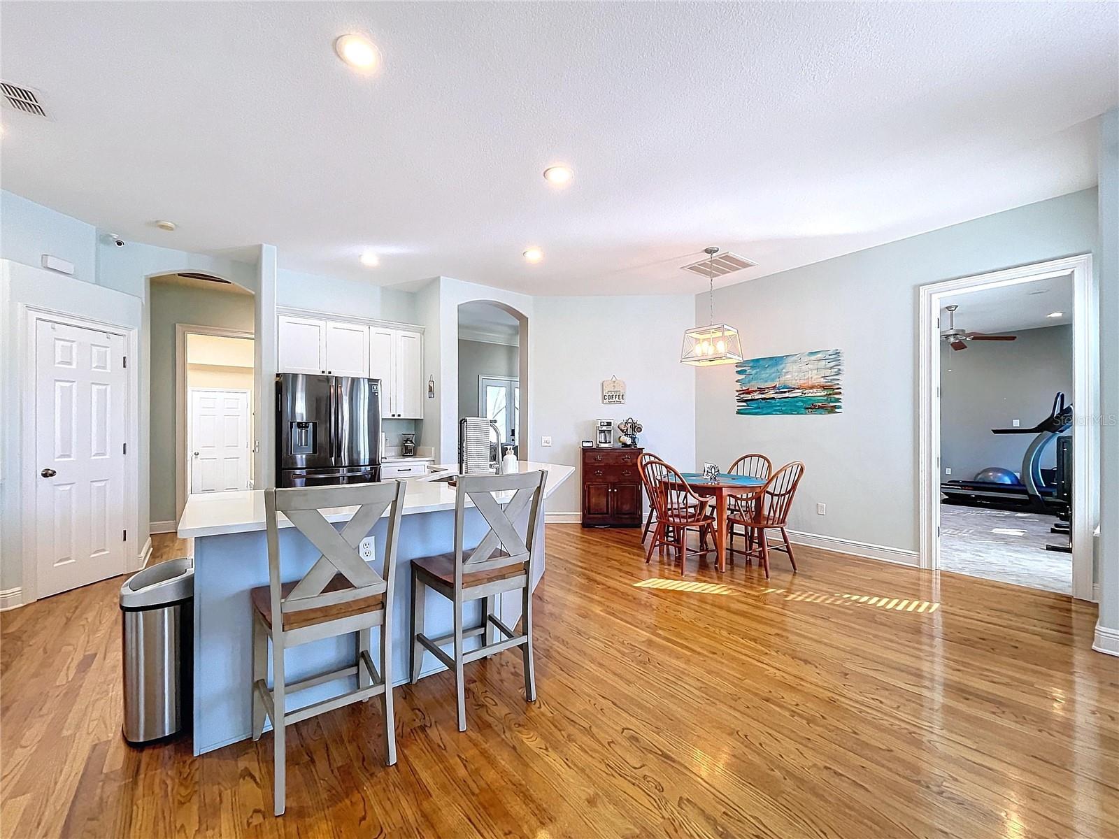 Listing photo id 32 for 5825 High Ridge Loop