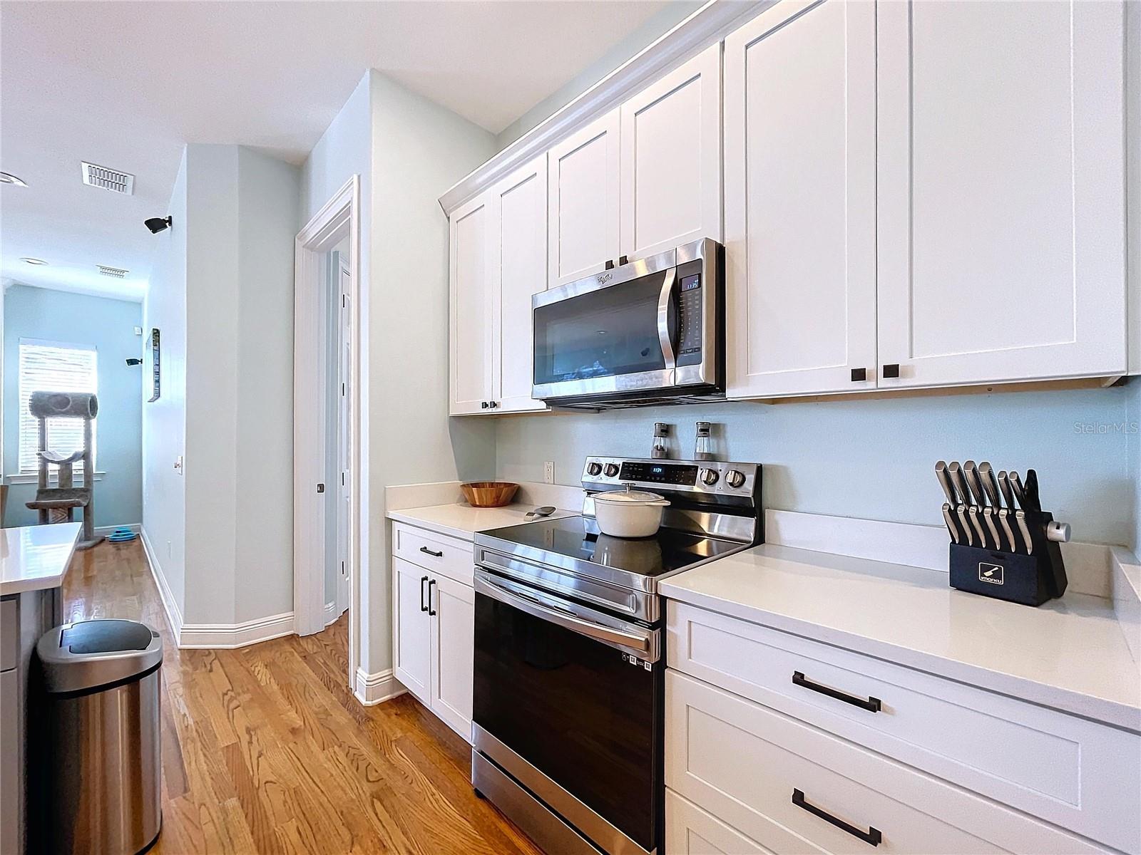 Listing photo id 35 for 5825 High Ridge Loop