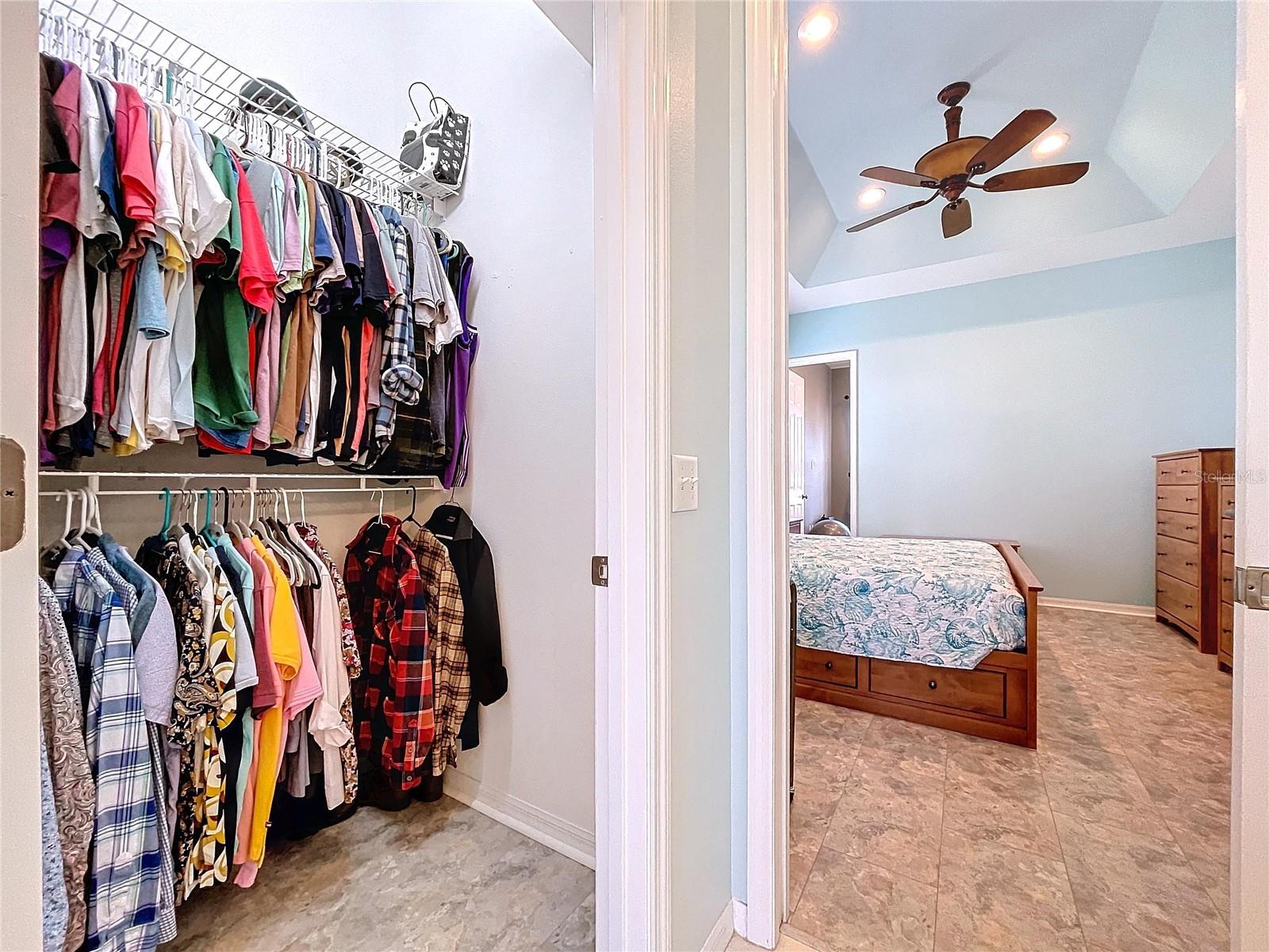 Listing photo id 52 for 5825 High Ridge Loop