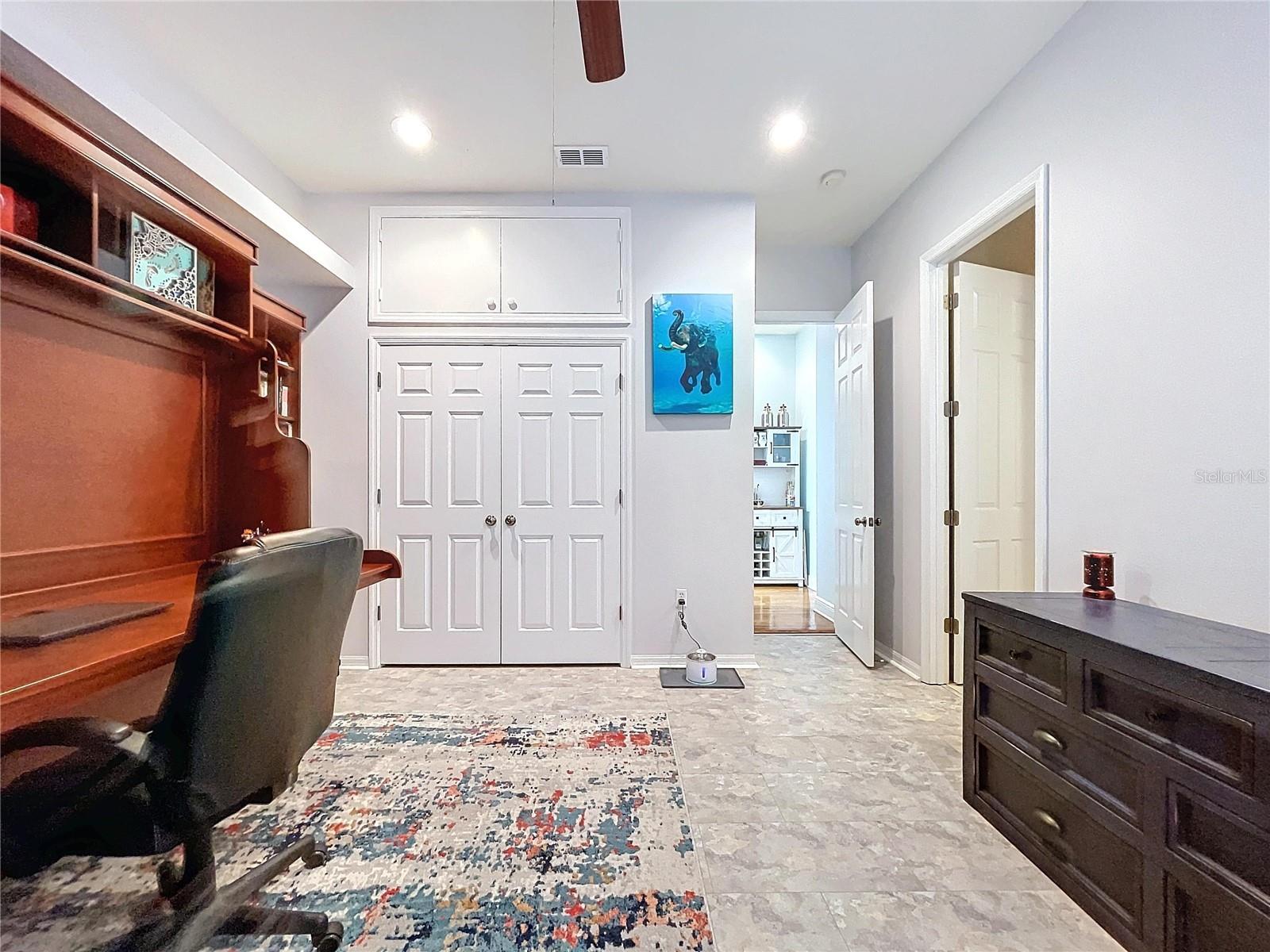 Listing photo id 59 for 5825 High Ridge Loop