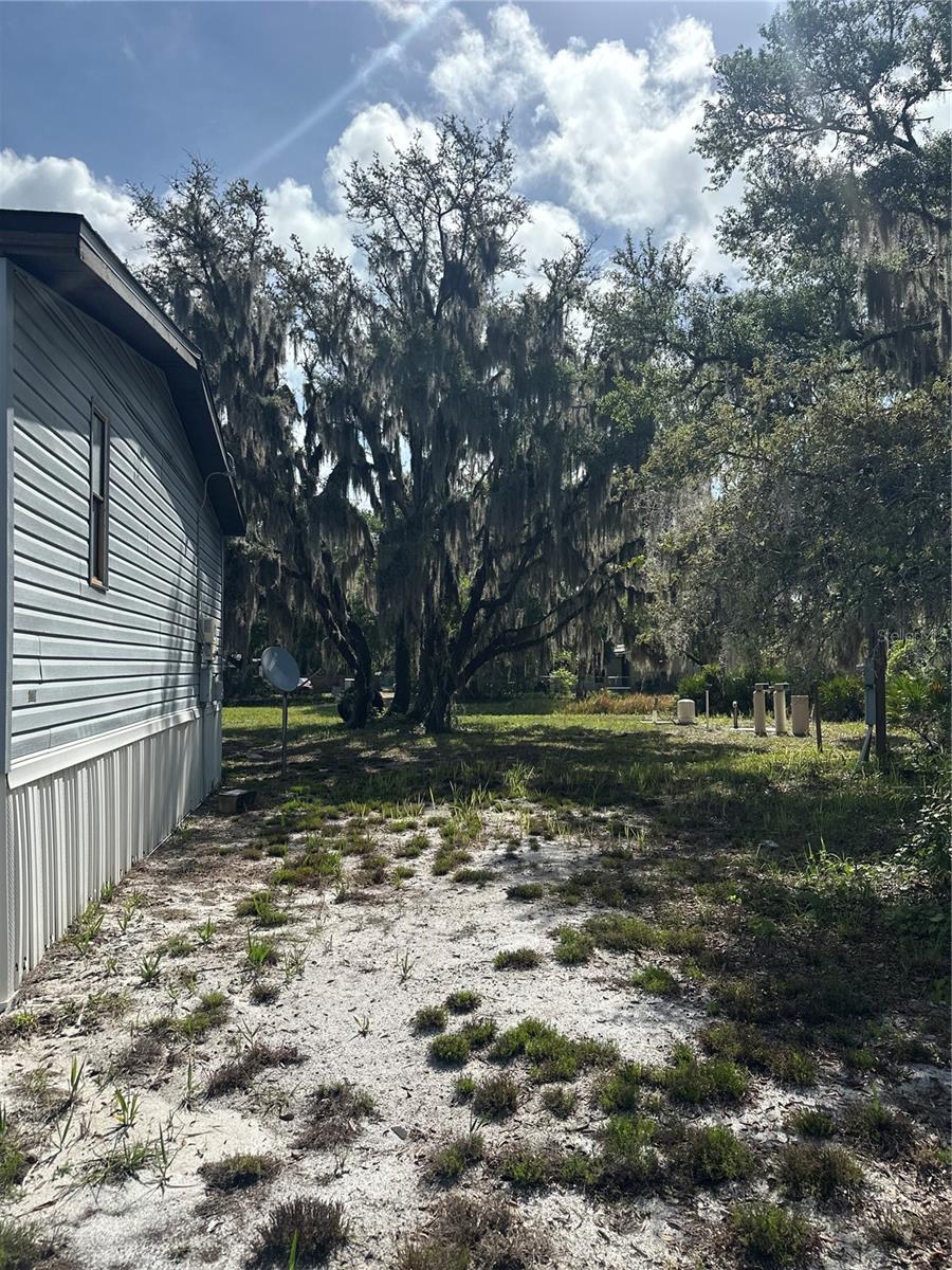 Image 13 of 14 For 5230 Woodville Street