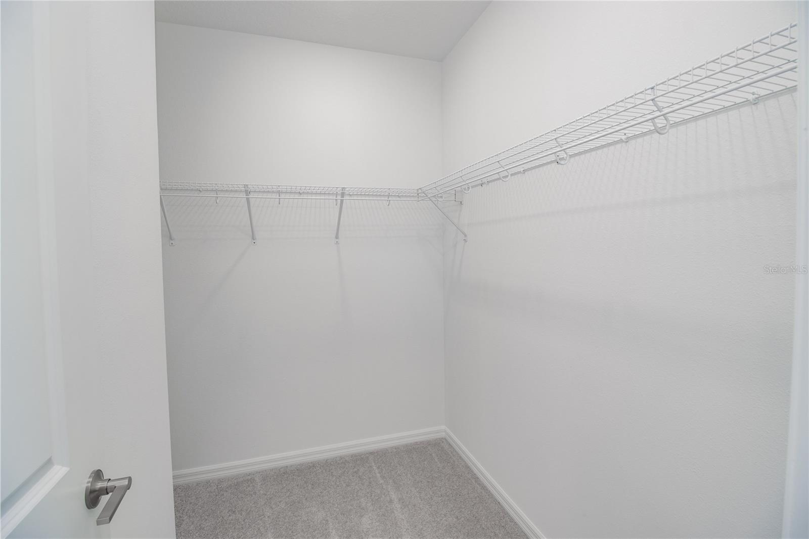 Image 13 of 27 For 2068 Babbling Brook Boulevard