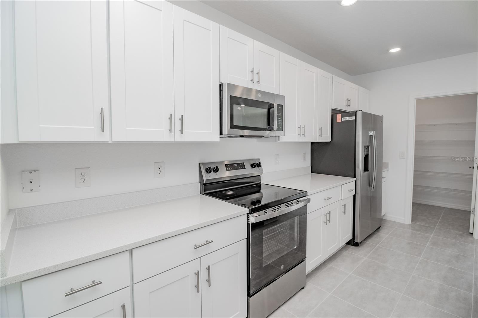 Image 8 of 27 For 2068 Babbling Brook Boulevard