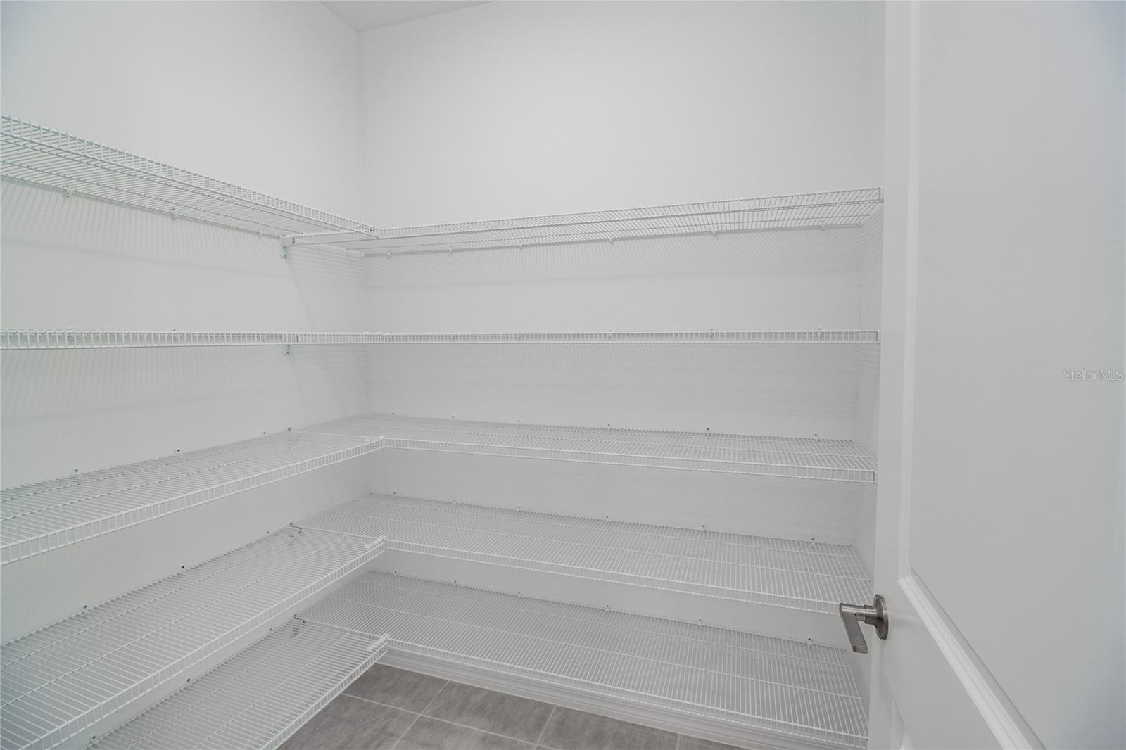 Image 9 of 27 For 2068 Babbling Brook Boulevard