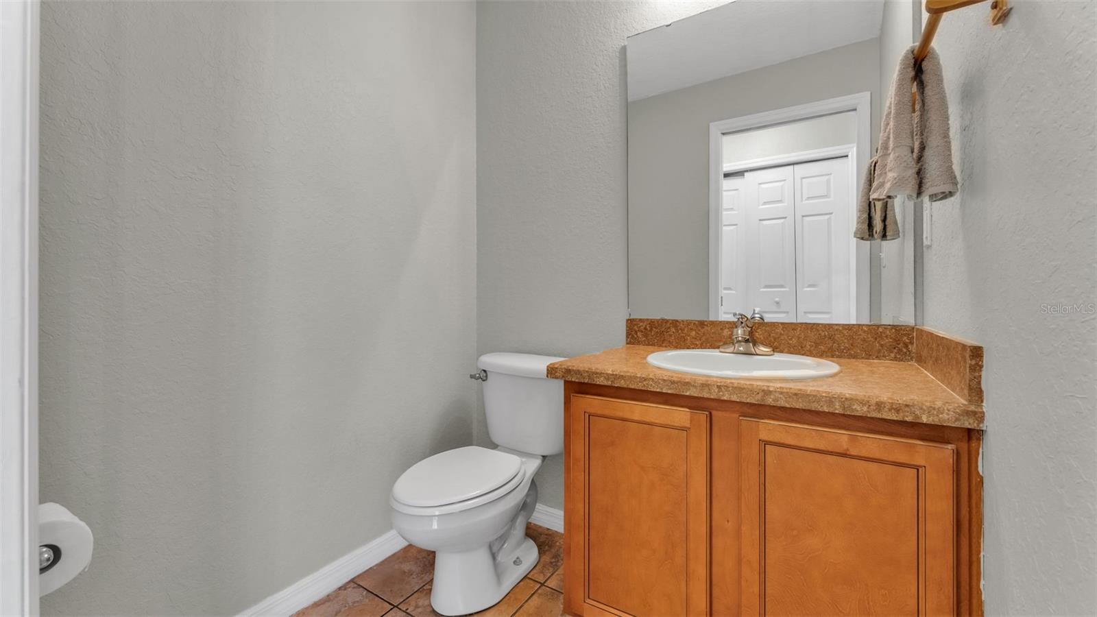 Image 10 of 26 For 222 Carpenters Way 62