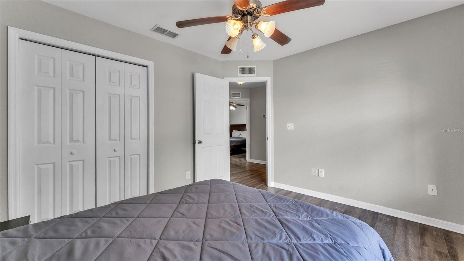 Image 19 of 26 For 222 Carpenters Way 62