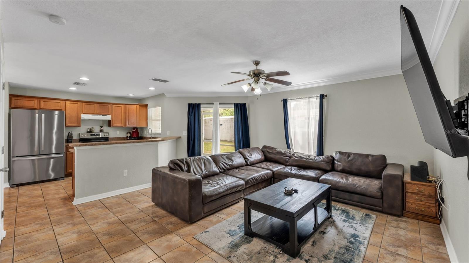 Image 4 of 26 For 222 Carpenters Way 62